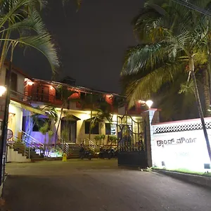 Hotel Grand Maurya And